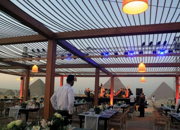 Egiptul închide magazinele, restaurantele şi centrele comerciale la ora 21.00 din cauza facturilor mari la energie egipt