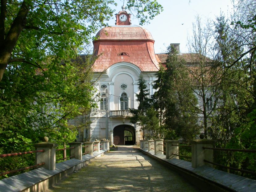 Cel mai frumos castel baroc din România teleki