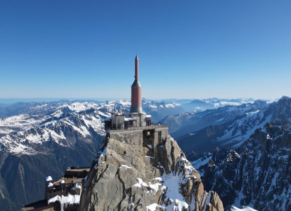 Mont Blanc vrea să impună limite privind turiștii default